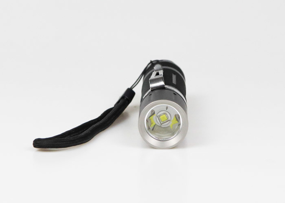 1000Lm Cree tactique rechargeable LED de la lampe-torche IP68 de la puissance élevée LED
